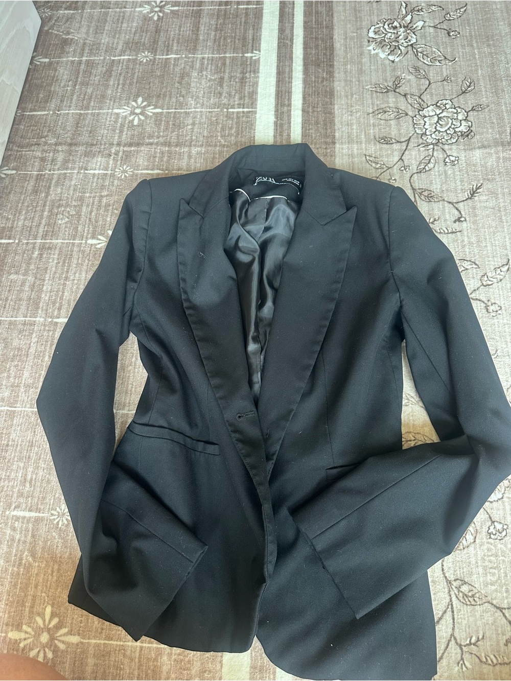 Zara Black Women's Blazer with Contrast Piping